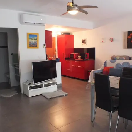 Apartment Estudio 2/4 Con Piscina, Cerca De La Playa En - Es-204-63 *