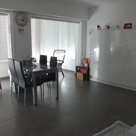 Lejlighed Estudio 2/4 Con Piscina, Cerca De La Playa En - Es-204-63